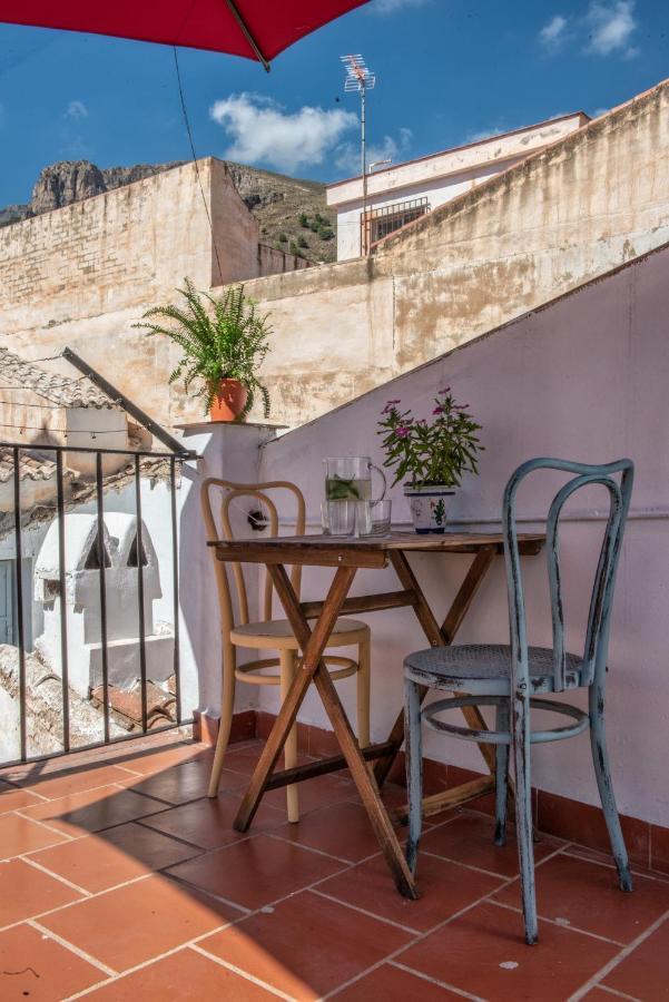 Canillas de Aceituno Encanto Guesthouse מראה חיצוני תמונה